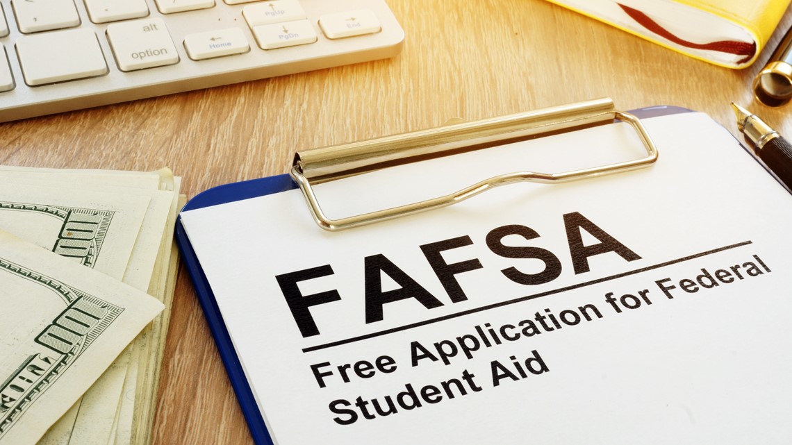 This tool can help estimate college costs amid FAFSA delay [Video]