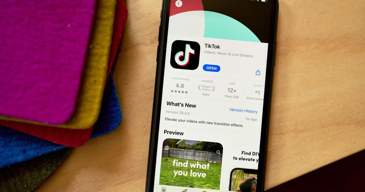 Congress explores new bill to force a sale or ban of TikTok in America | [Video]