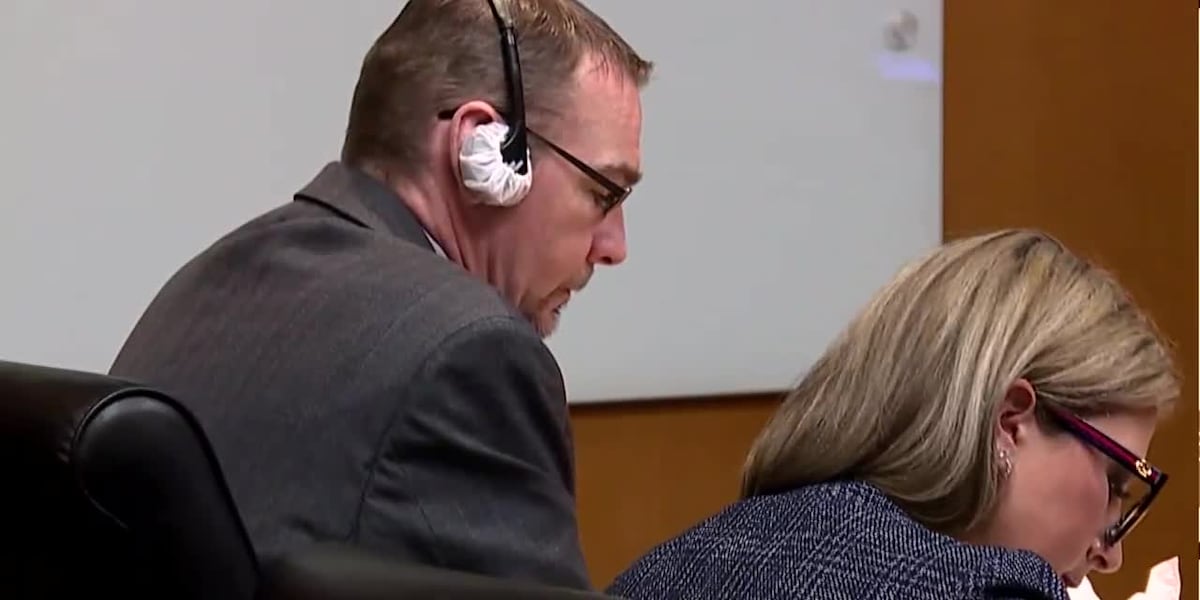 Closing arguments heard in trial of Michigan school shooter’s father [Video]