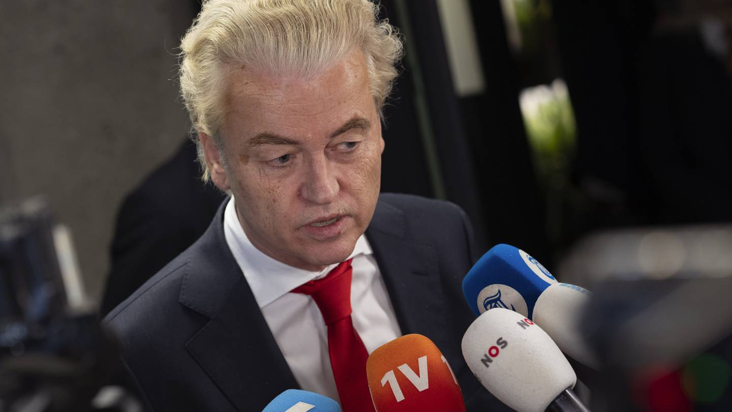 Geert Wilders taps 2 new officials to lead the next round of coalition talks after his election win  WSOC TV [Video]