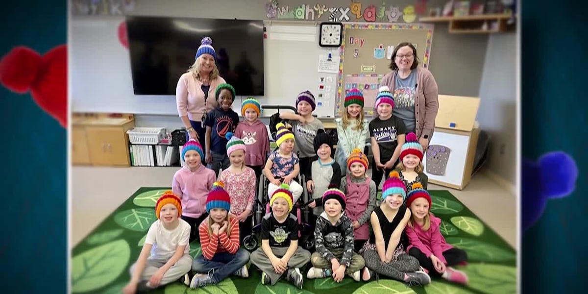 ‘It’s something he will treasure forever’: Elementary school teacher knits hats for her entire class [Video]