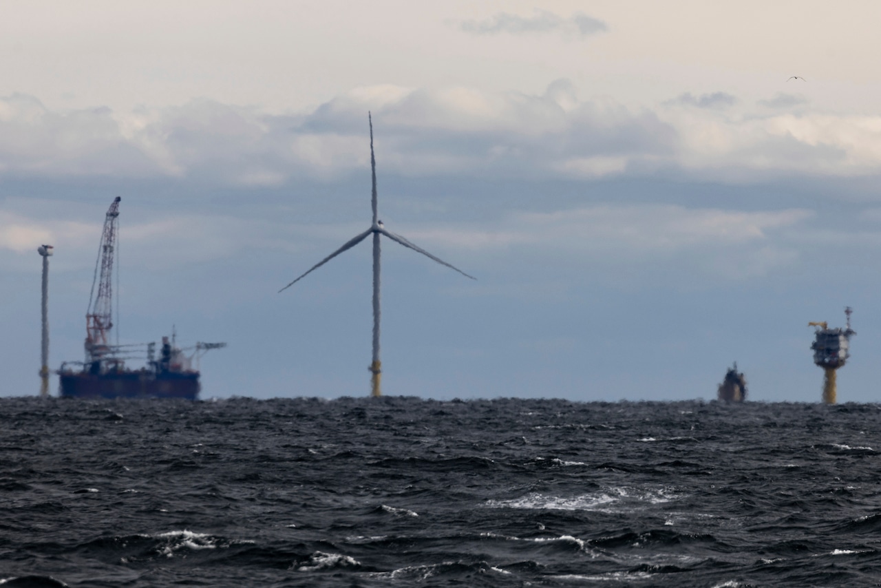Biden administration approves nations seventh large offshore wind project off NY [Video]