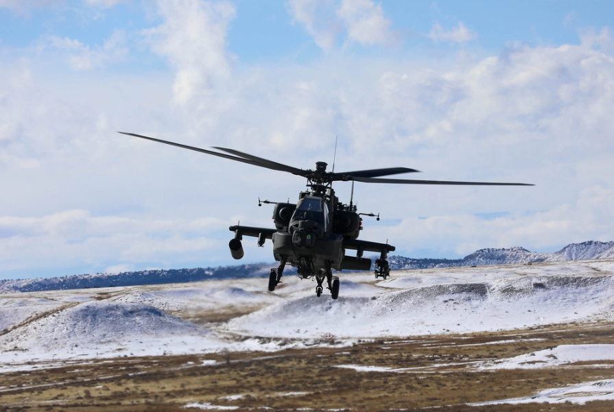 Minor injuries in helicopter crash at Fort Carson [Video]