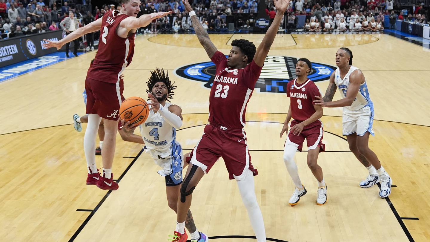 Alabama holds off top-seeded North Carolina 89-87 to reach Elite Eight for 2nd time ever  WSOC TV [Video]