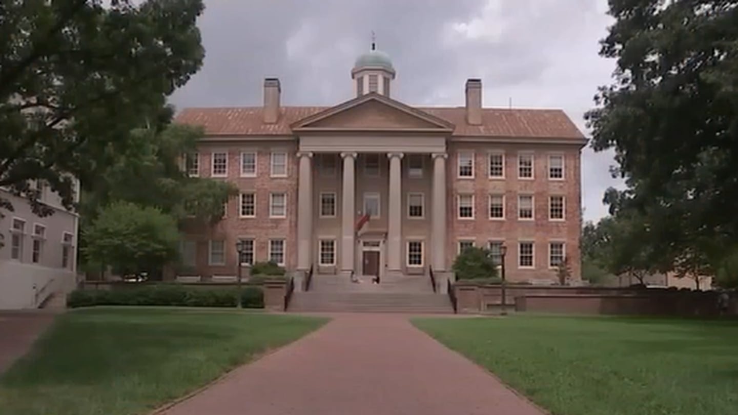 UNC Board of Governors considering new admission standards  WSOC TV [Video]