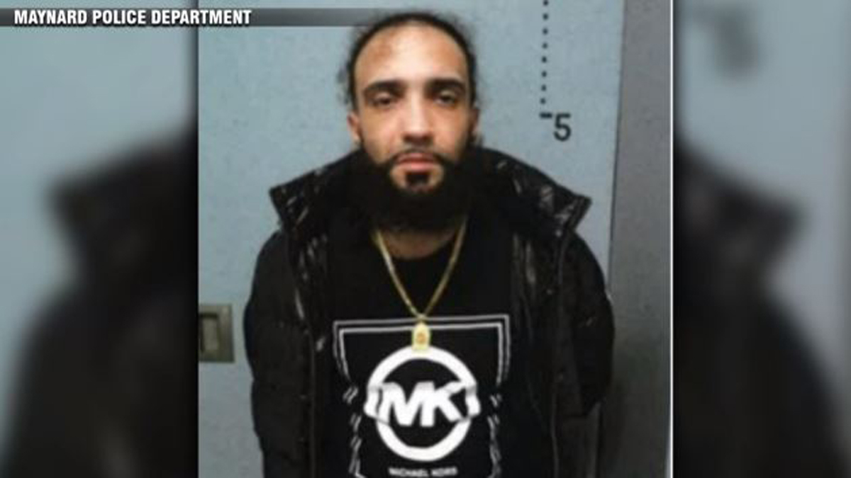 Maynard police nab break-in suspect who allegedly posed as food delivery driver – Boston News, Weather, Sports [Video]