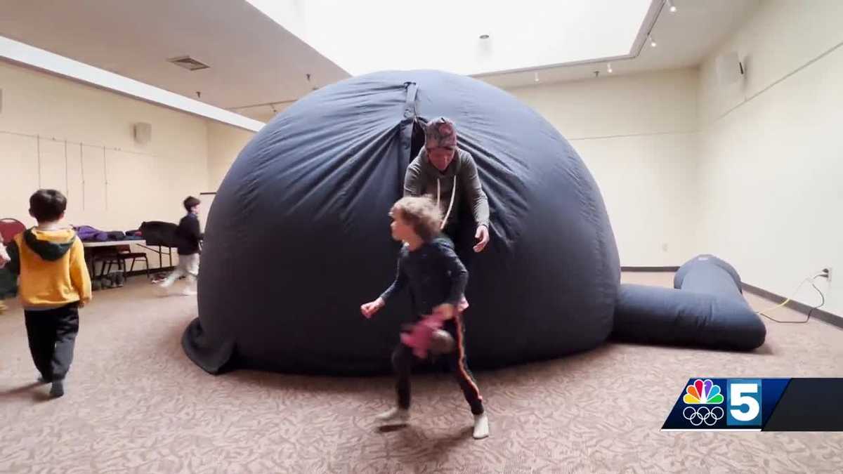 ‘The Planetarium Lady’ makes astronomy an indoor activity [Video]