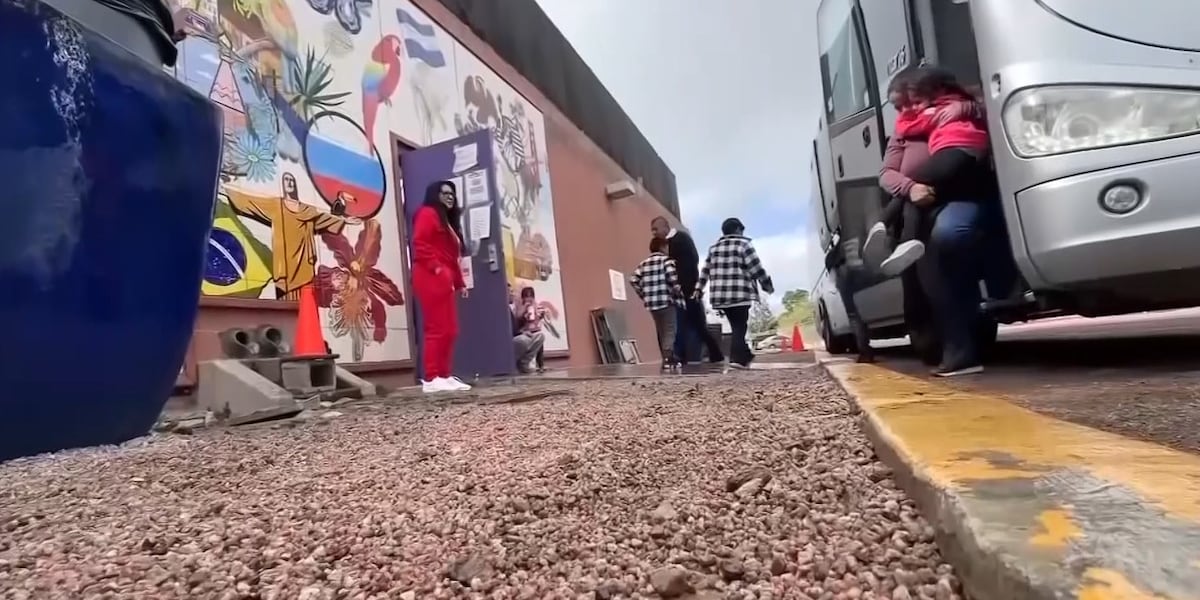 Asylum seekers get respite in Tucson but supporters feel it could be brief [Video]