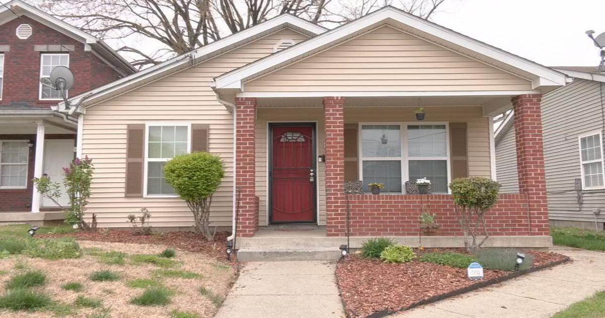 Louisville woman went from homeless to homeowner with help from Metro Government | News from WDRB [Video]