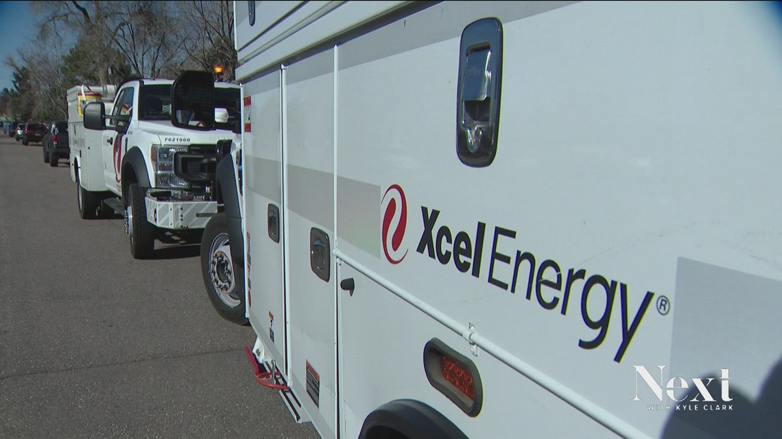 Xcel Energy works to turn lights back on for customers after pre-emptive windstorm outages [Video]
