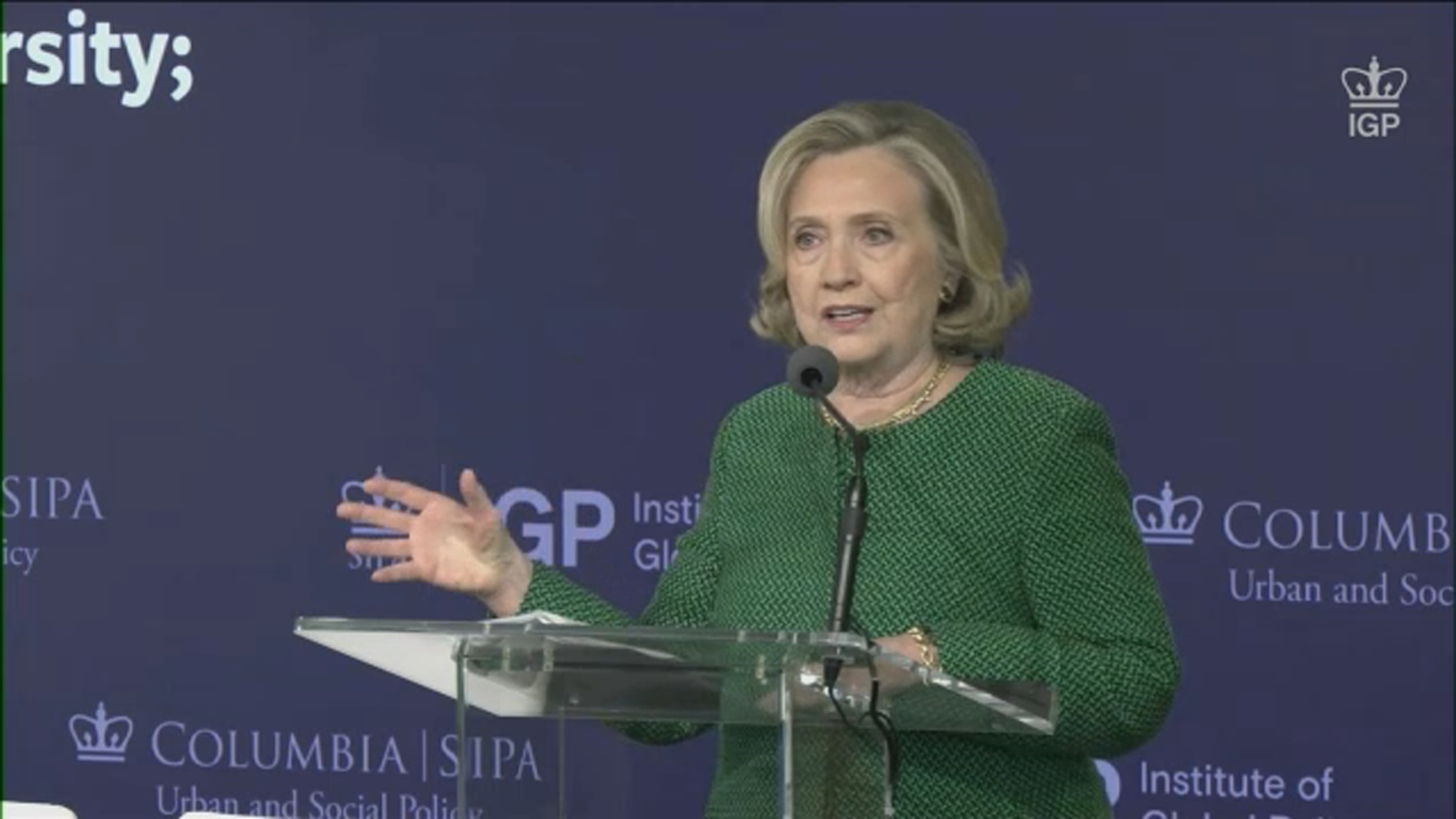 Hillary Clinton attends IGP Women’s Initiative in support of improved child care services in NYC [Video]