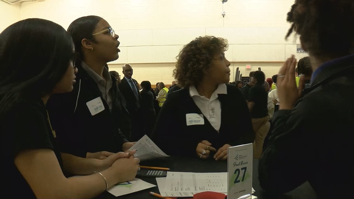Local students compete in stock market challenge [Video]