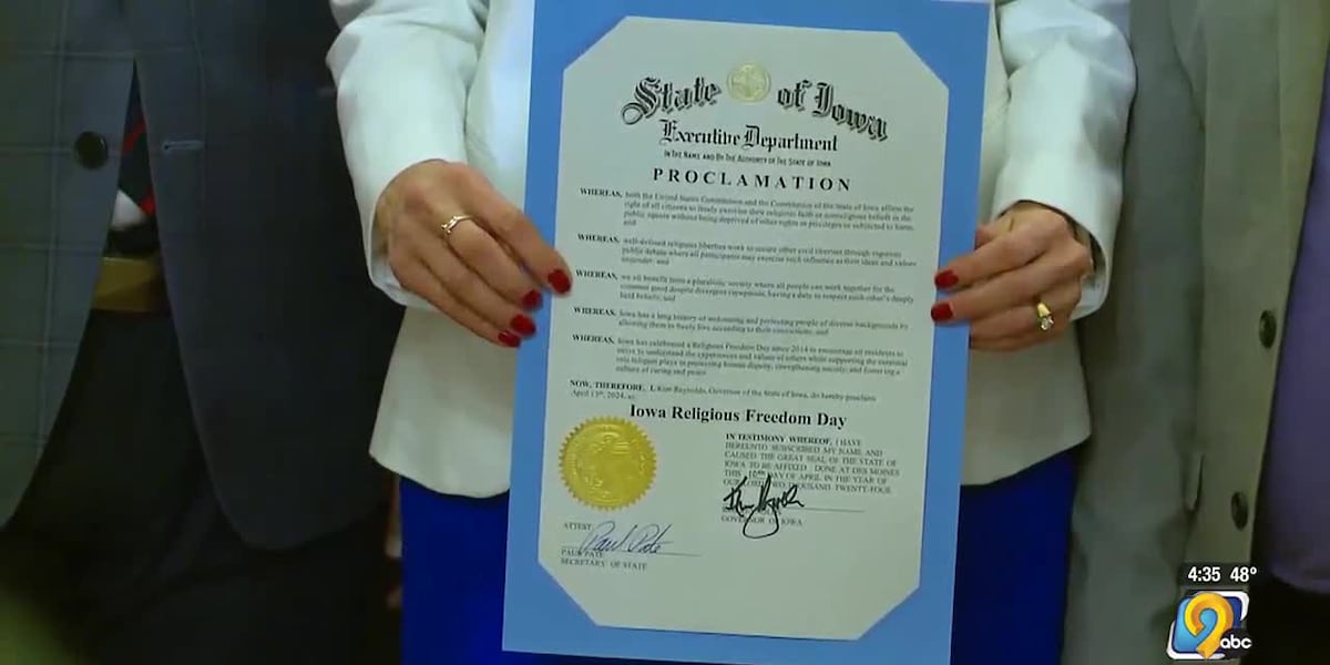 Gov. Reynolds signs Religious Freedom Day declaration [Video]