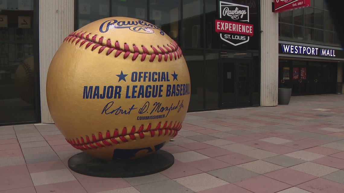 Rawlings brings immersive baseball experience to Westport Plaza [Video]