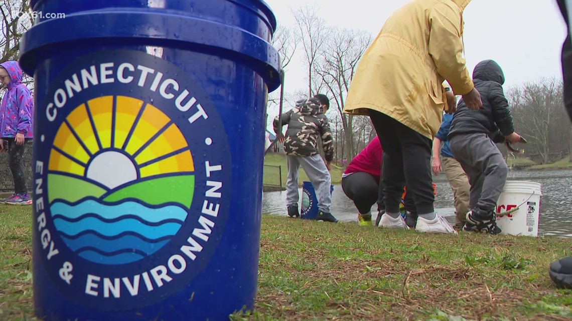 New Britain, Conn. students help DEEP stock pond with fish [Video]
