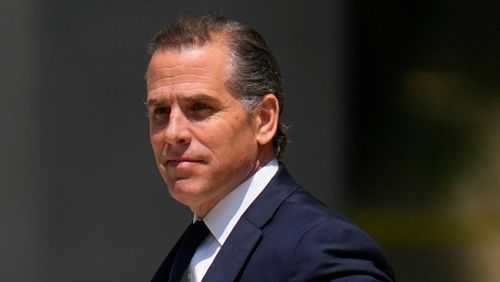 A federal judge in Delaware has rejected defense efforts to throw out the federal gun case against Hunter Biden [Video]