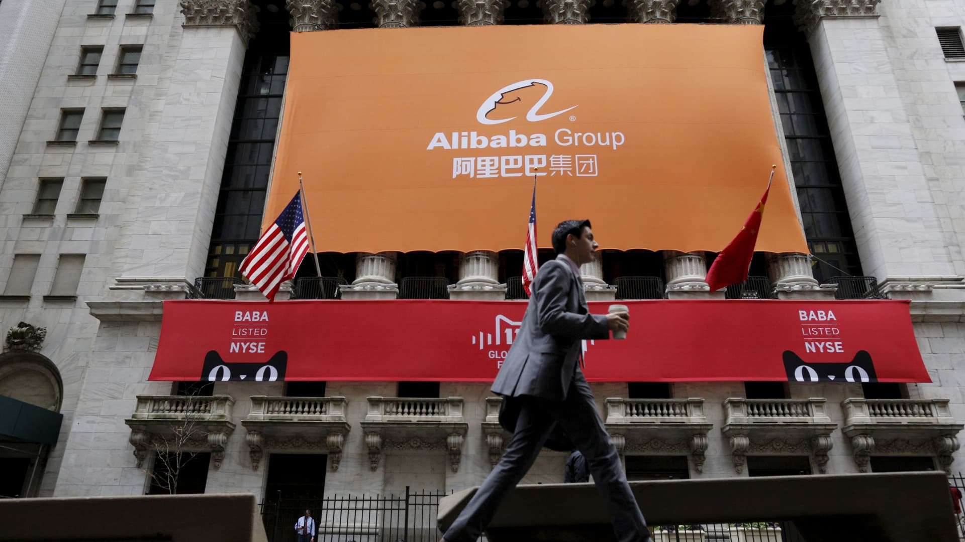Jack Ma is praising Alibaba. Wall Street is more cautious [Video]