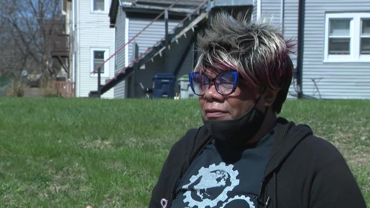 Illegal dumping, Milwaukee woman fed up as mounds grow [Video]