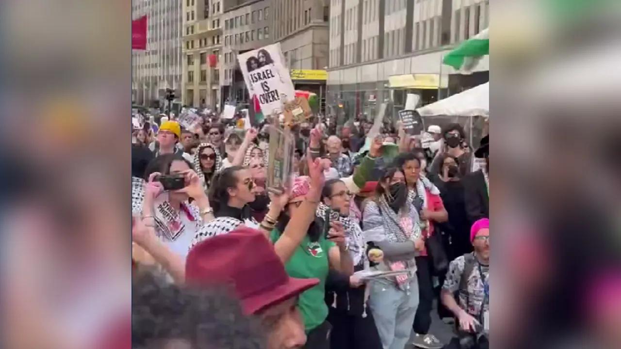 Anti-Israel agitators shut down traffic, disrupt cities all across US in demand for Gaza ceasefire [Video]