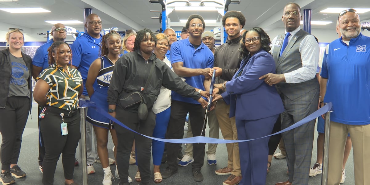 Meridian High School unveils its new girls and boys weight room [Video]