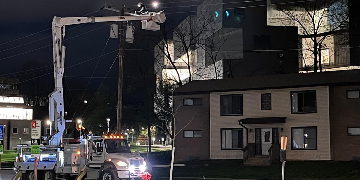 N. Riverside Drive reopens in Iowa City as crews restore power [Video]