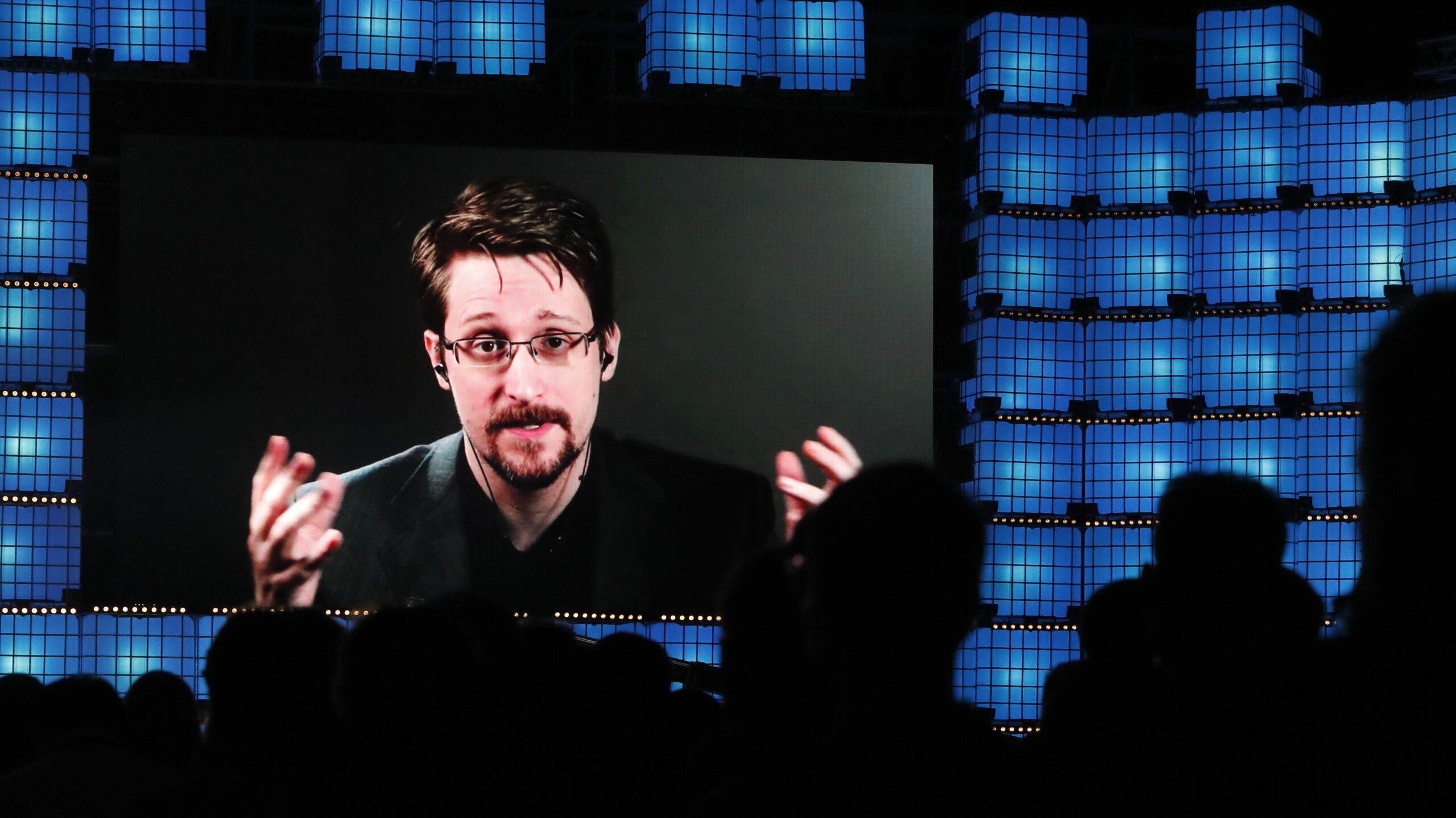 Edward Snowden Warns NSA ‘Days Away From Taking Over Internet’ – Media Blackout [Video]