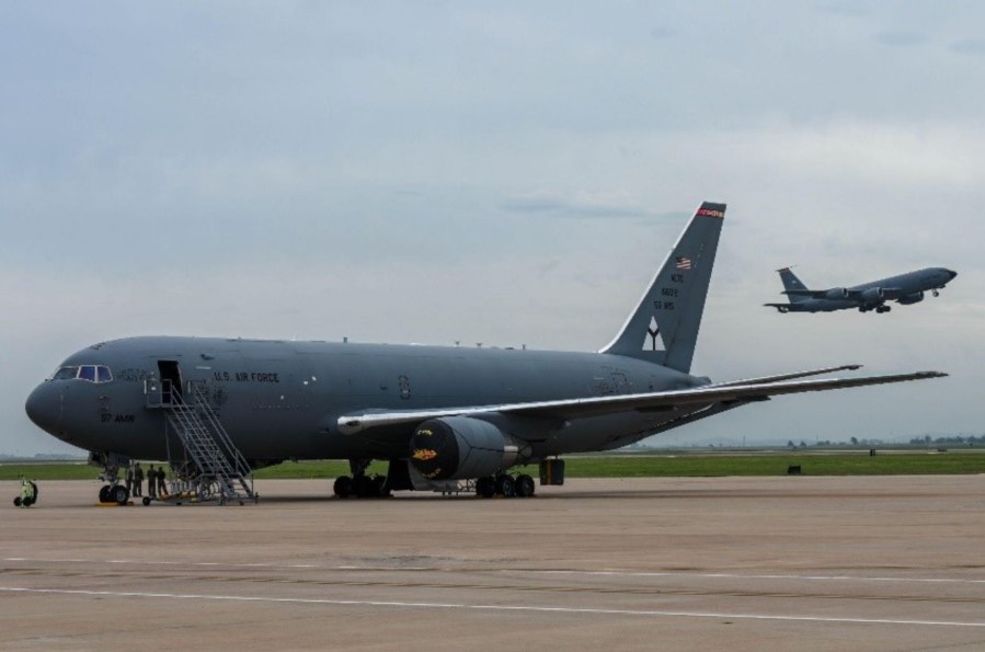 Oklahoma Air Force planes return home after evacuation to Sacramento [Video]