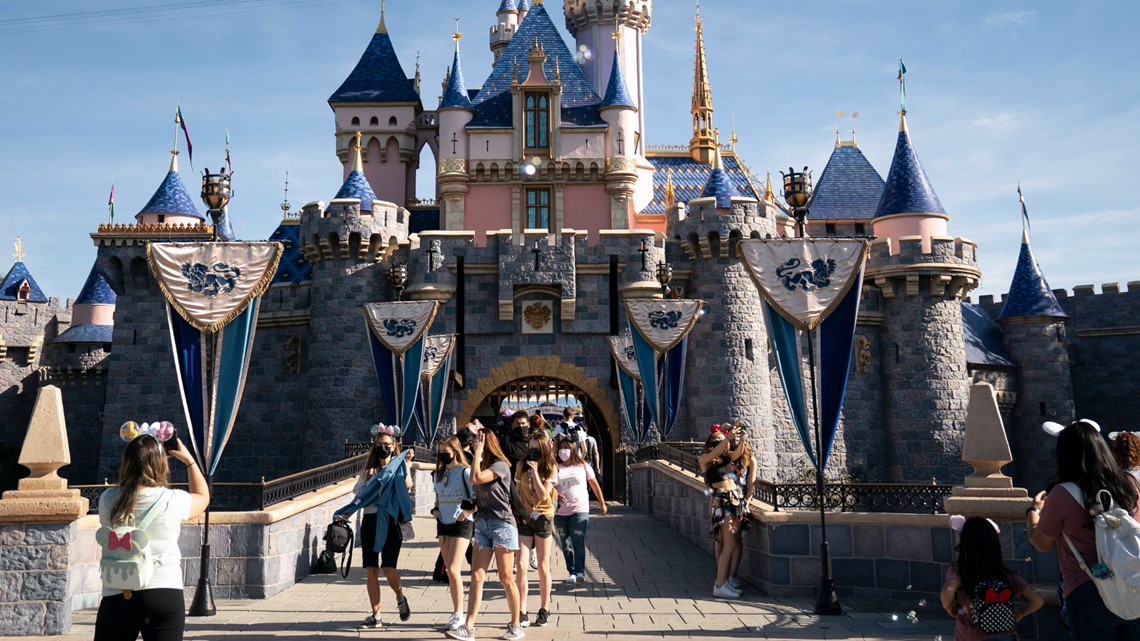 Major Disneyland expansion plans clear key city council hurdle [Video]