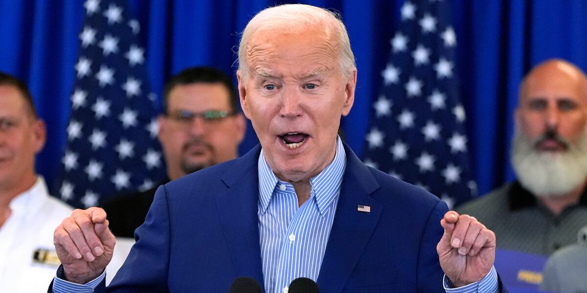 Biden delivers remarks at union conference [Video]