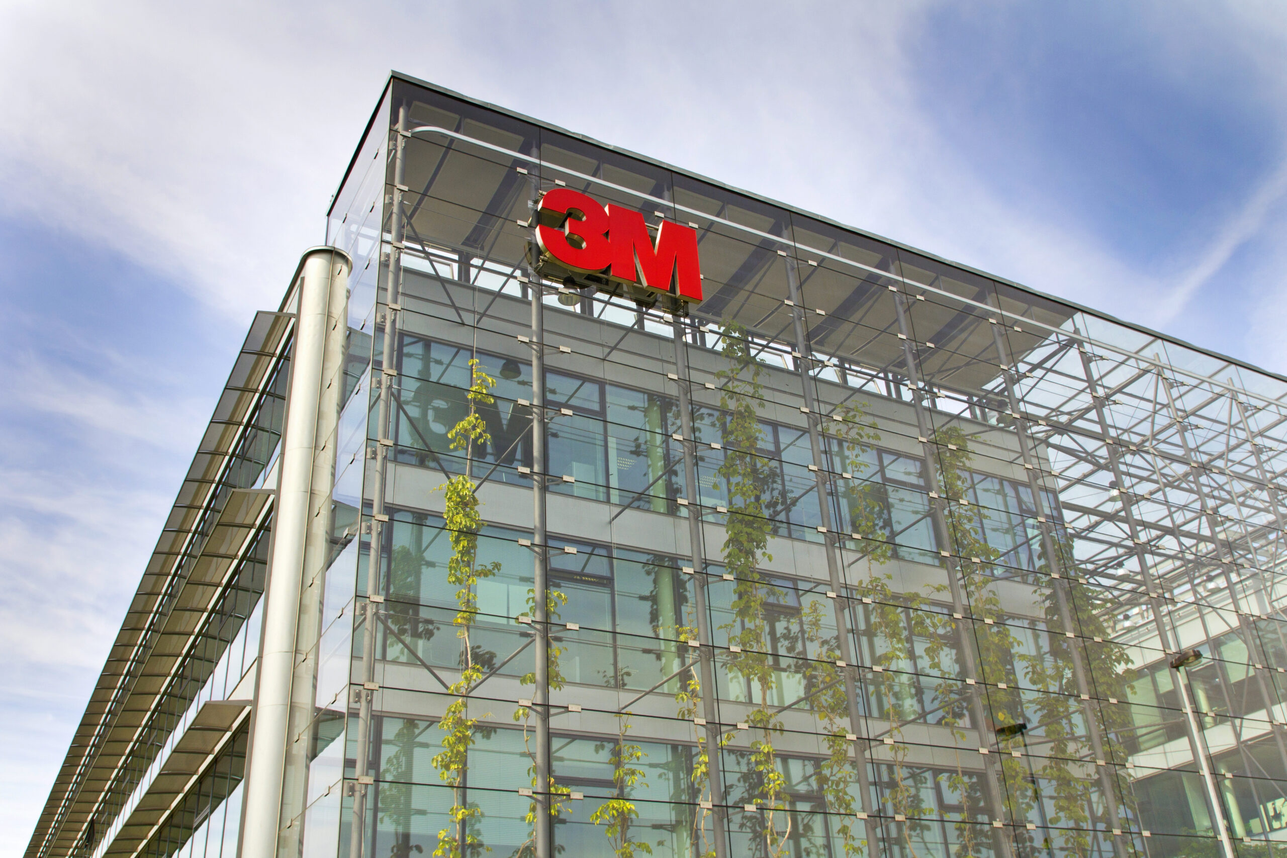 3M forever chemicals settlement advances, but some AGs unhappy with payout [Video]