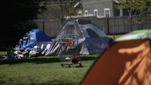 Oregon town’s policing of homeless heads to Supreme Court [Video]