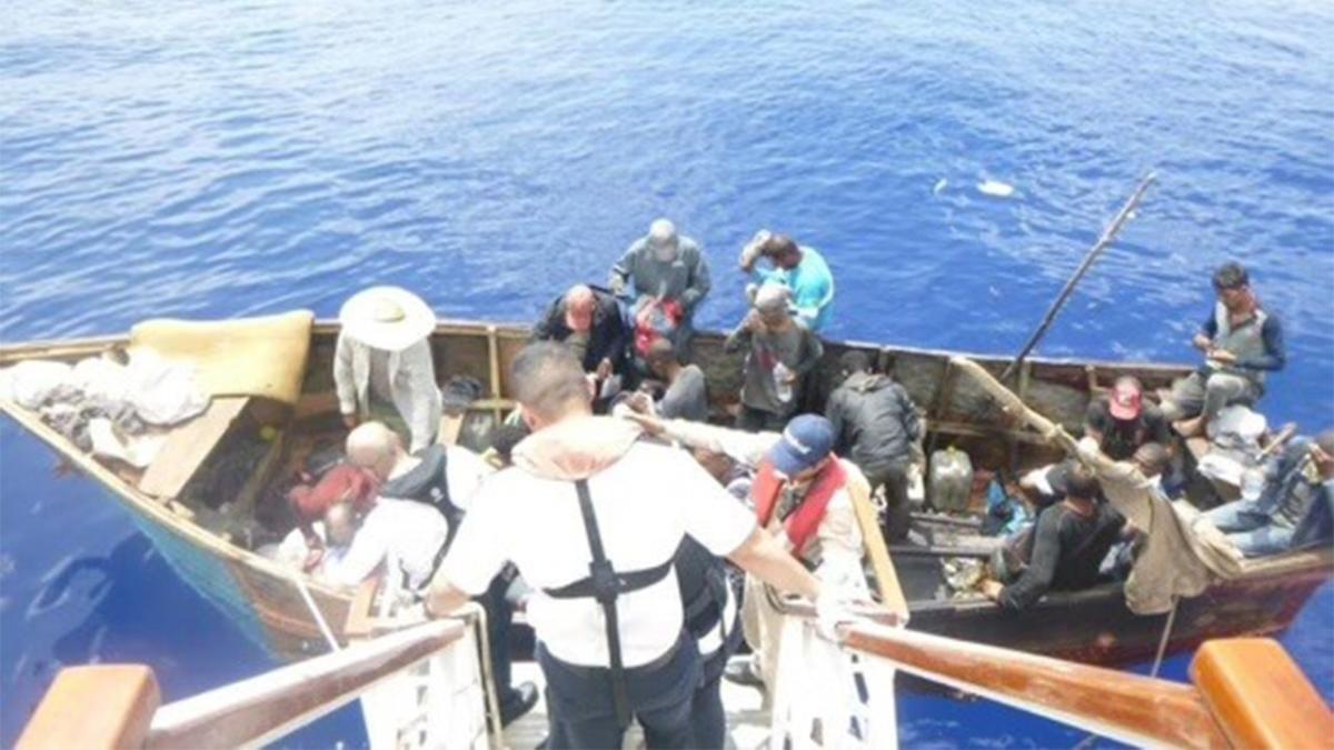 27 Cuban nationals adrift at sea rescued by Carnival cruise ship departing from Tampa [Video]