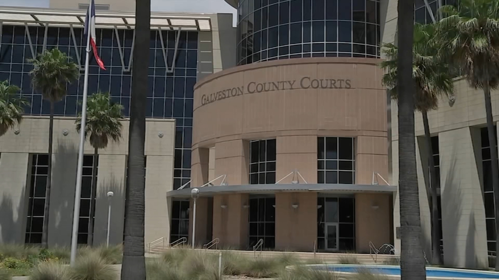 Galveston County politics: Police union calls out Magistrate Judge John Melcher on social media in ongoing bond battle [Video]