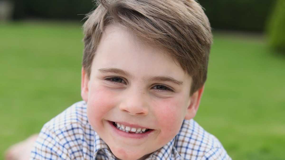 Prince Louis photo released to mark sixth birthday [Video]