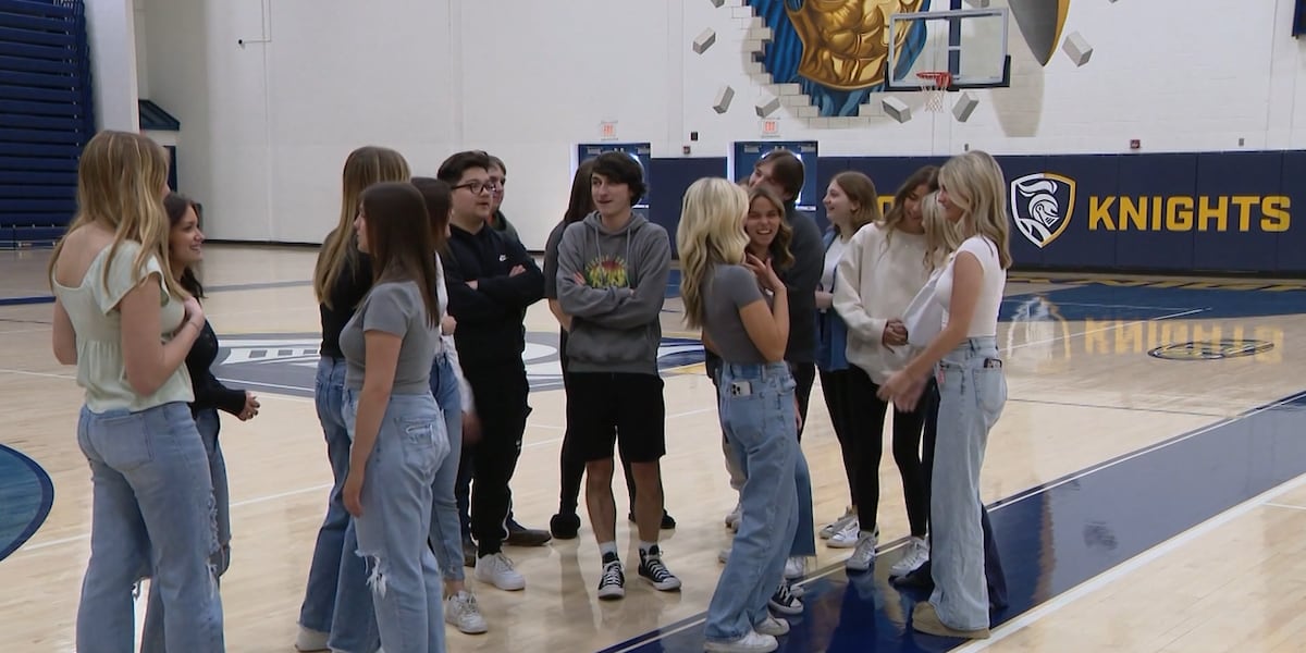 11 sets of twins set to graduate from same high school [Video]