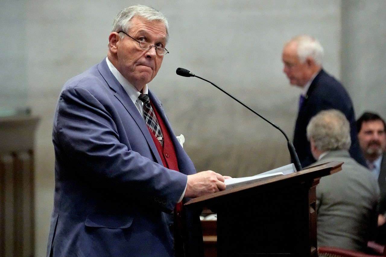 Tennessee House kills bill that would have banned local officials from studying, funding reparations | KLRT [Video]