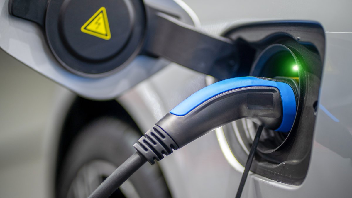5 easy ways to save gas or EV charge (plus the planet)  NBC Bay Area [Video]