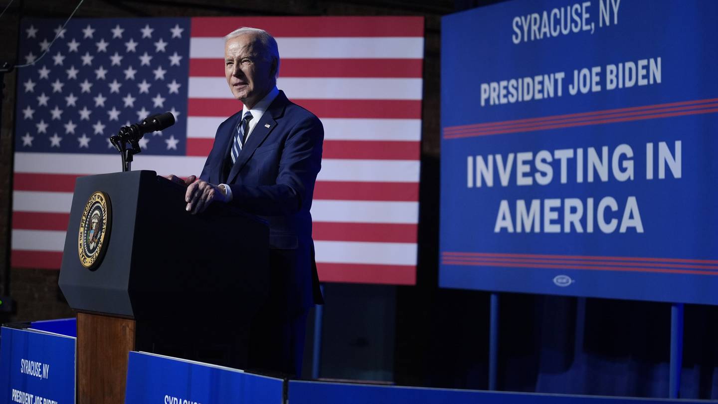 Biden celebrates computer chip factories, pitching voters on American ‘comeback’  WSB-TV Channel 2 [Video]