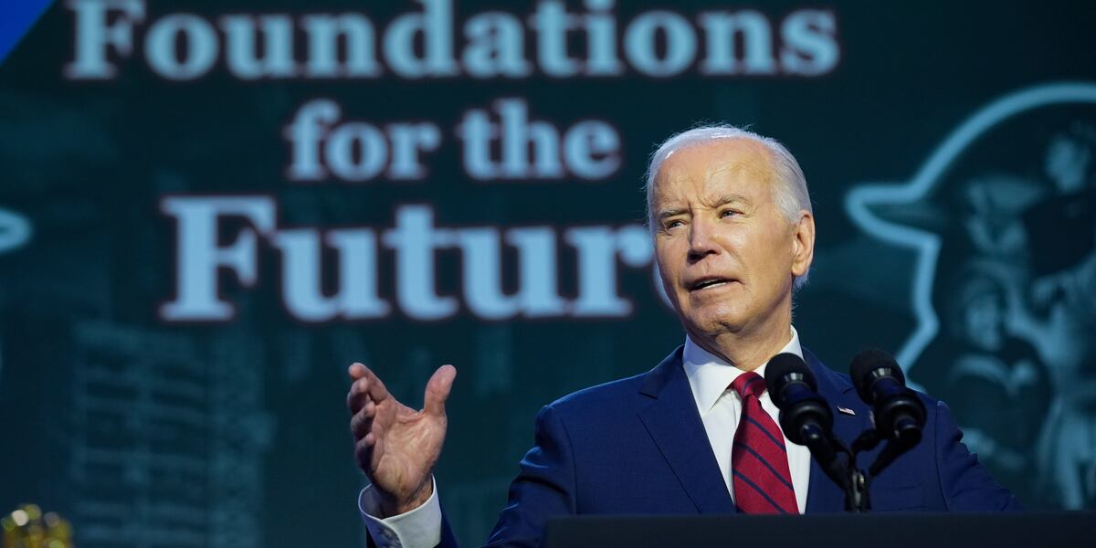 Biden celebrates computer chip factories, pitching voters on American comeback [Video]