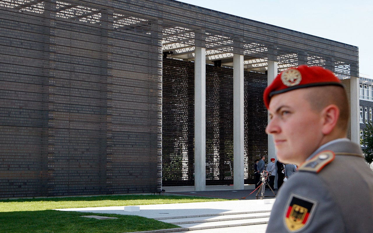 Germany votes to establish annual ‘veterans’ day’ to recognize military service [Video]