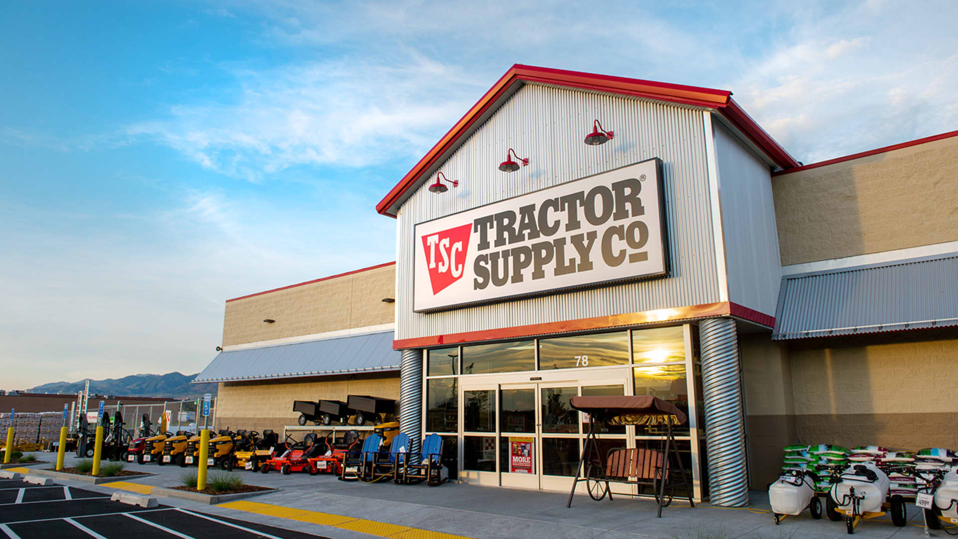 Tractor Supply CEO says there’s ‘significant migration’ out of cities [Video]