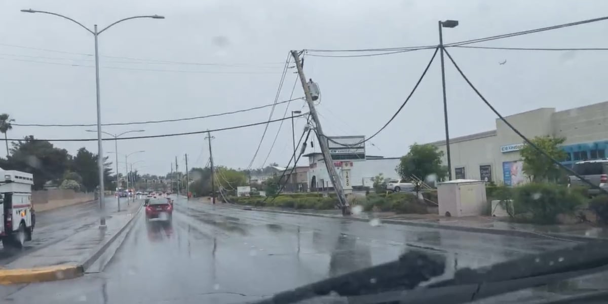 Video shows power pole collapse in Henderson [Video]