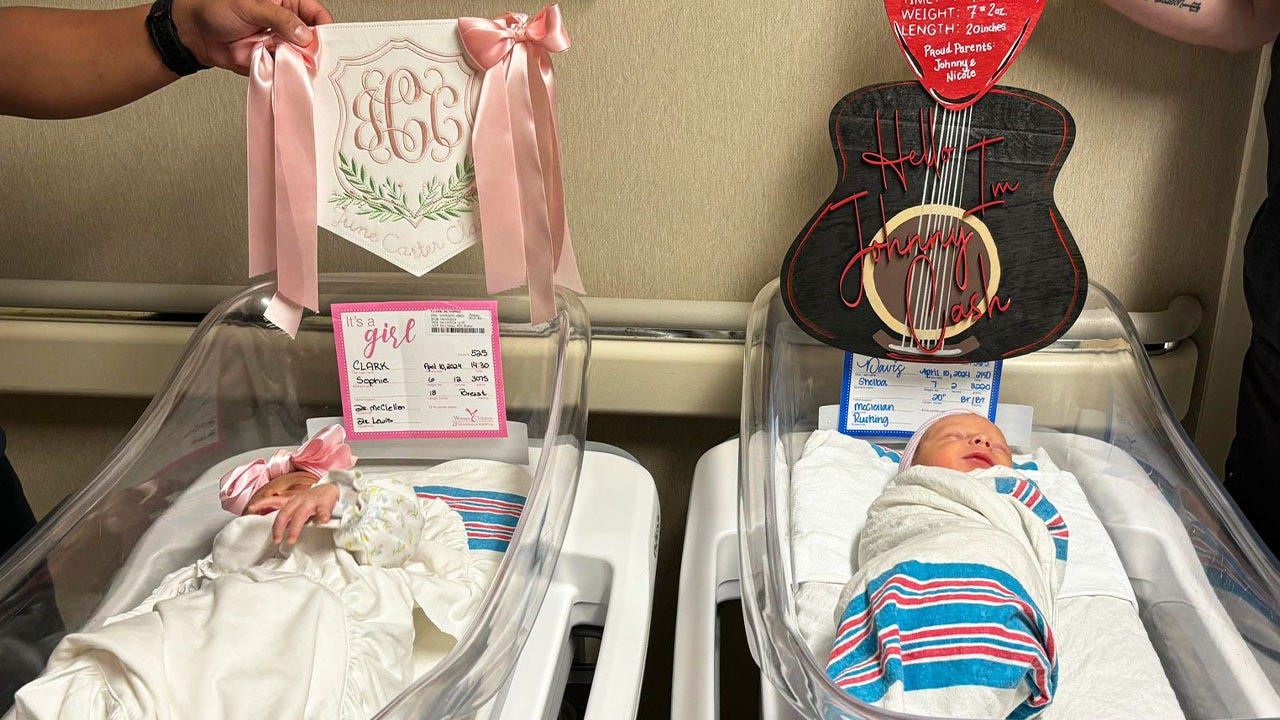 Babies named Johnny Cash and June Carter born on same day at Alabama hospital [Video]