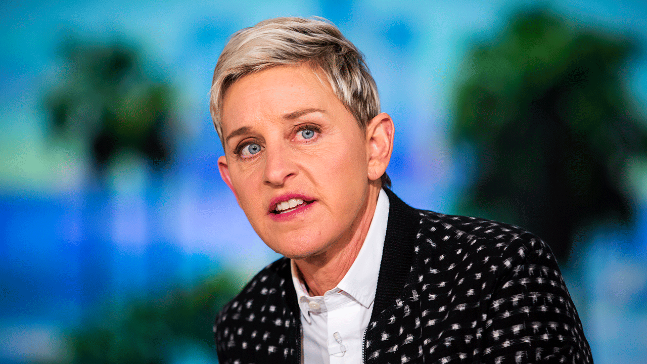 Ellen DeGeneres recounts devastating end of long-running show for being mean: I got kicked out’ [Video]