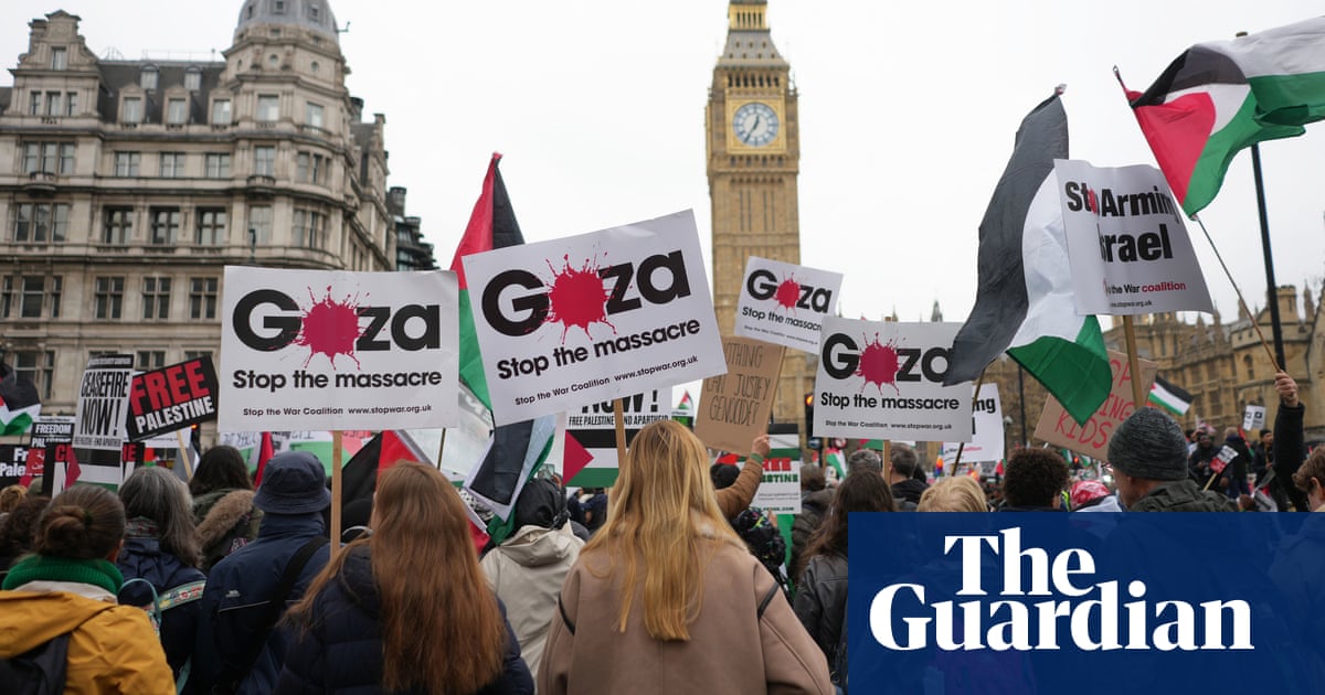 Pro-Israel and pro-Palestine protesters cross paths in London  video | World news