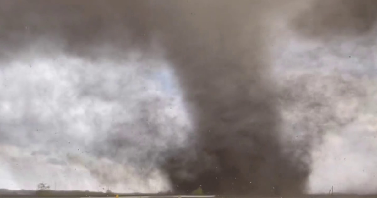 Another round of weekend tornados is expected for the Midwest [Video]