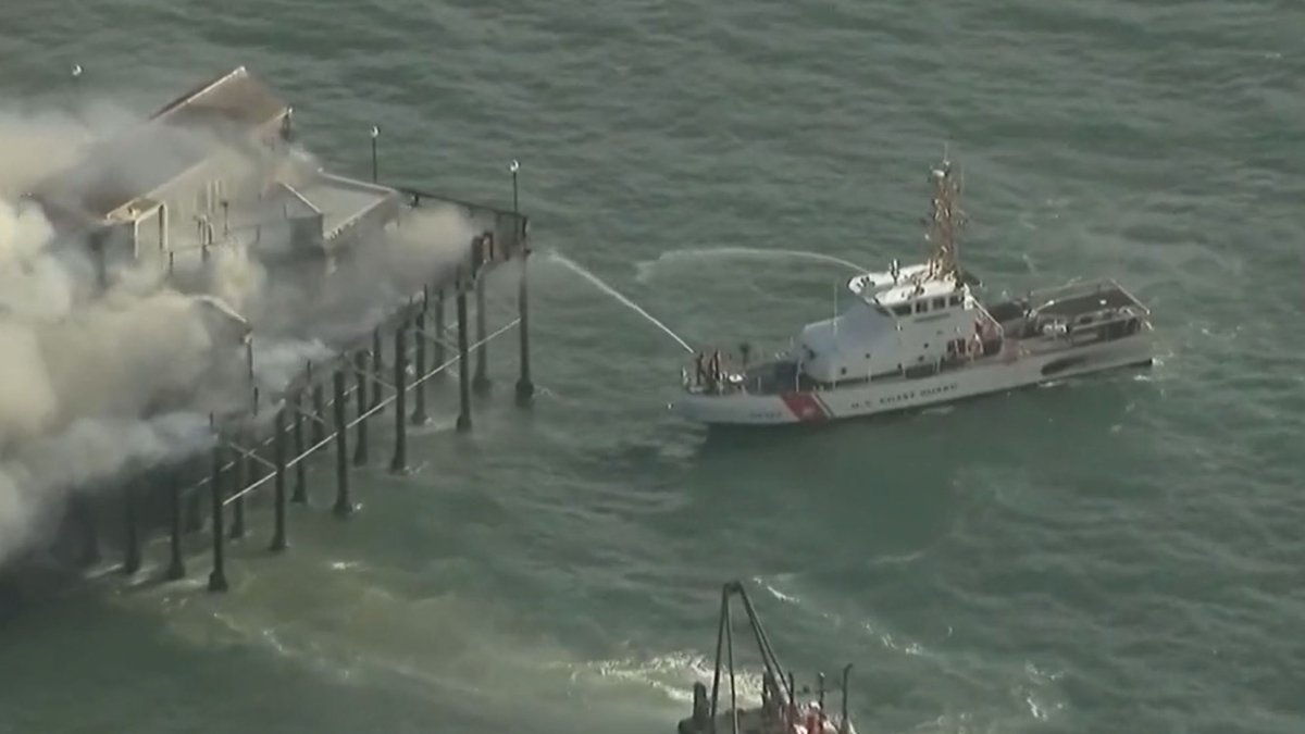 US Coast Guard crew helps save the Oceanside Pier  NBC 7 San Diego [Video]