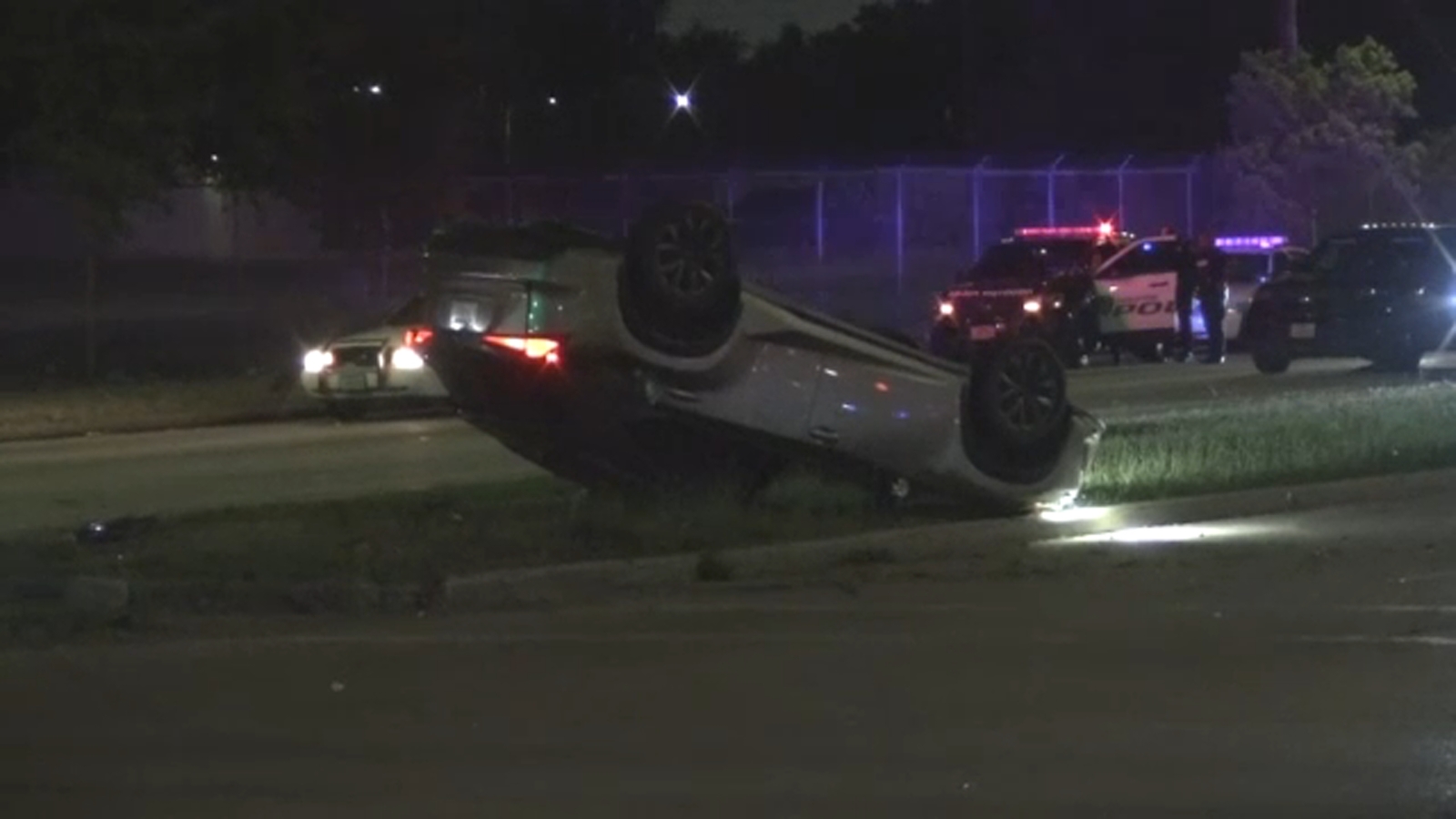 HPD officer-involved crash: Driver collides with Houston police cruiser responding to robbery in progress near Acres Homes area [Video]