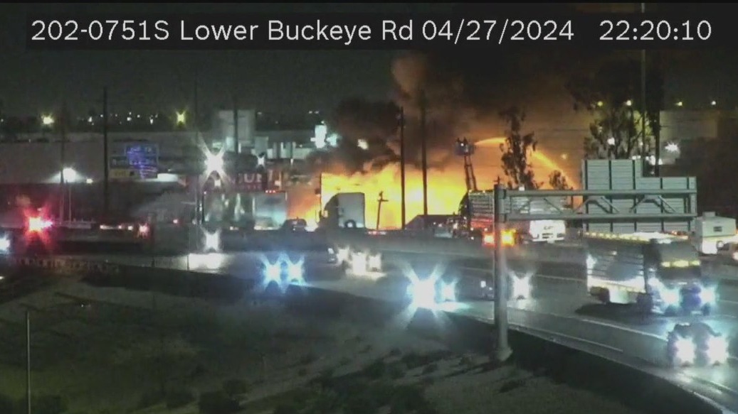 Business fire nearly causes delays on Loop 202 [Video]