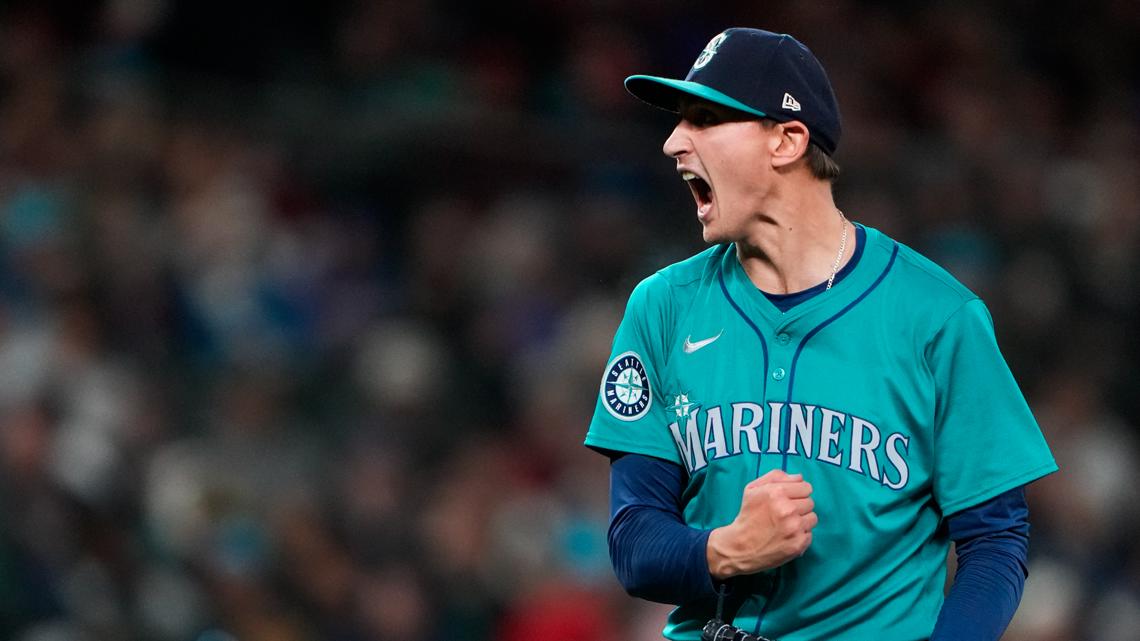 D-backs lose to Mariners, 3-1 [Video]